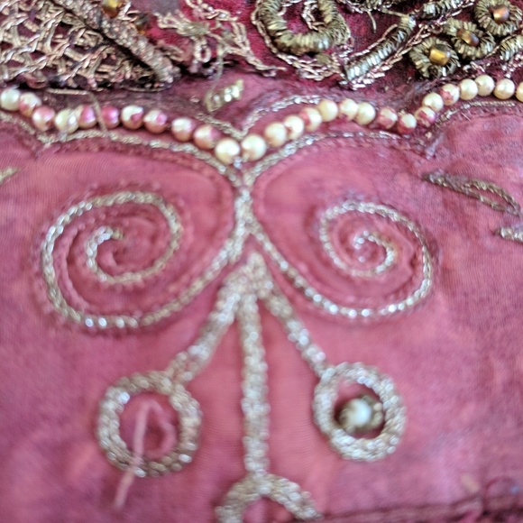 2 Cranberry & bronze handmade Indian cushions NWOT - Picture 4 of 8